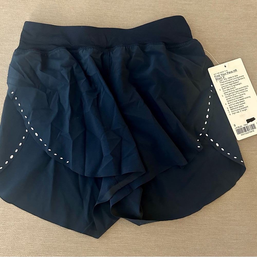 Lululemon Find Your Pace High-Rise Shorts 3” – Size 0 – Navy (New with Tags)